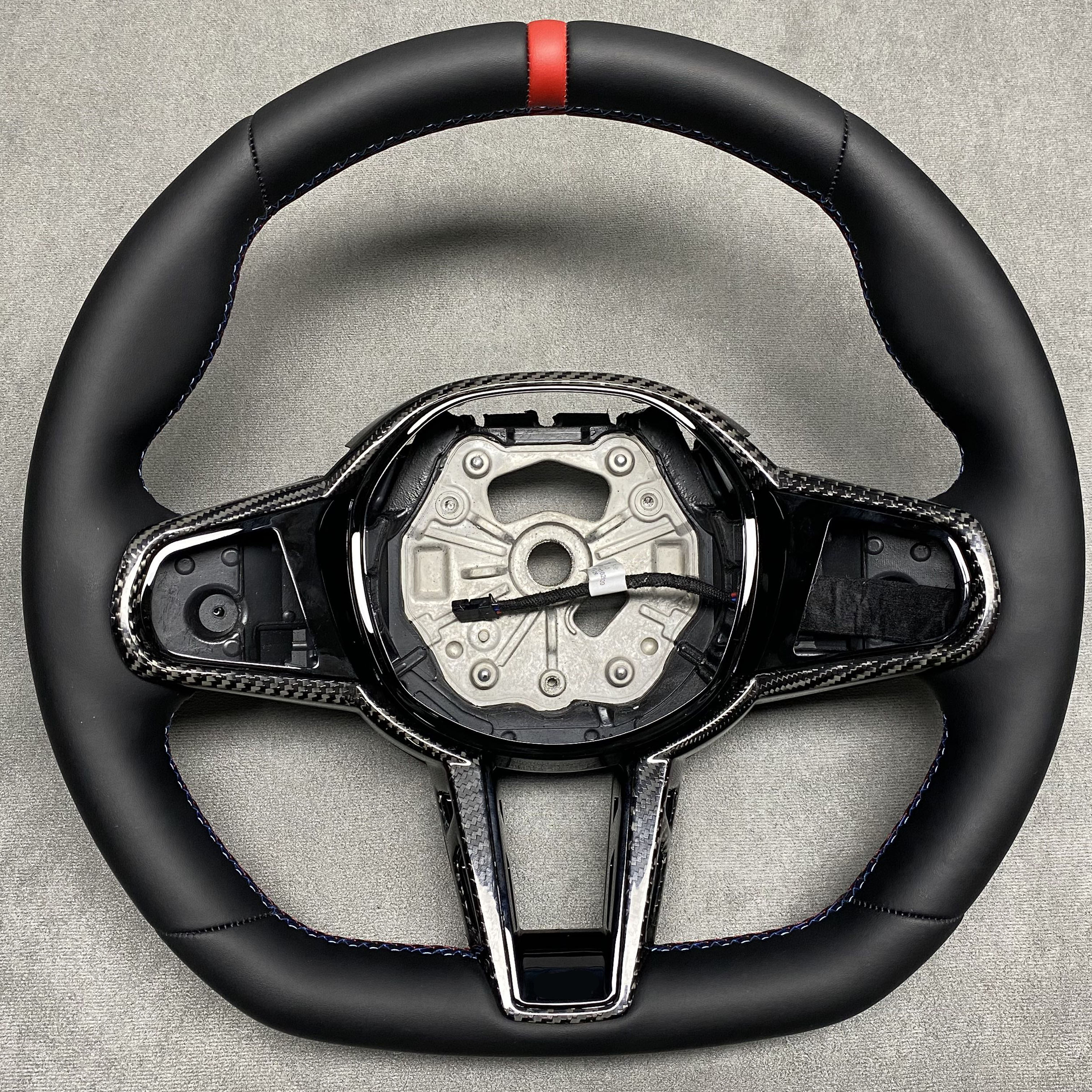 BMW 2025 LCI G Chassis Style Steering Wheel