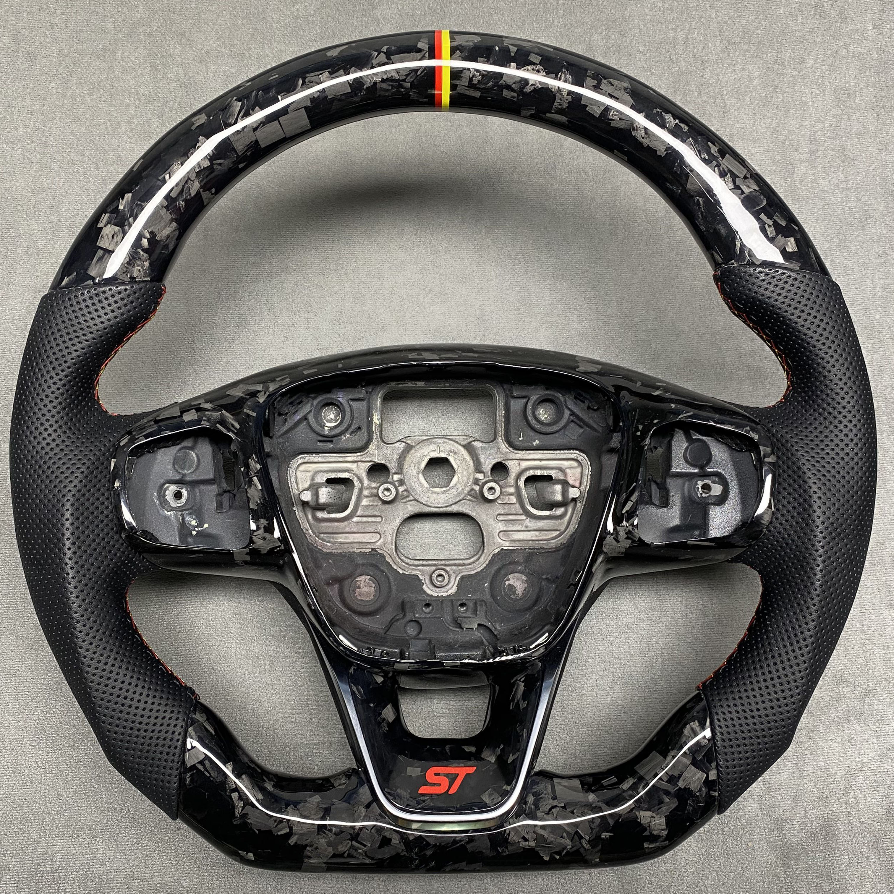 2018–2022 Ford Focus ST Steering Wheel